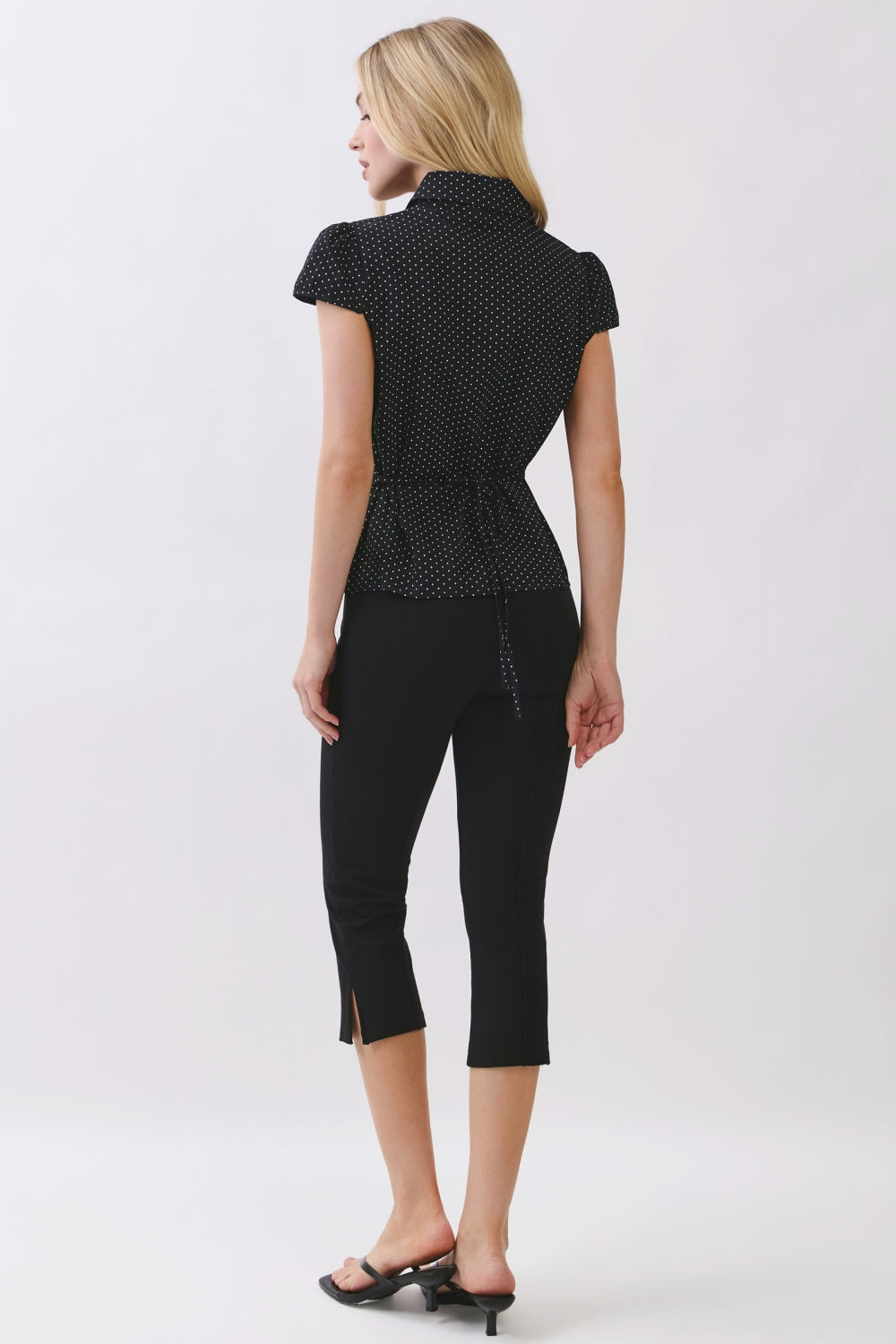 RT284_BLACK DOT