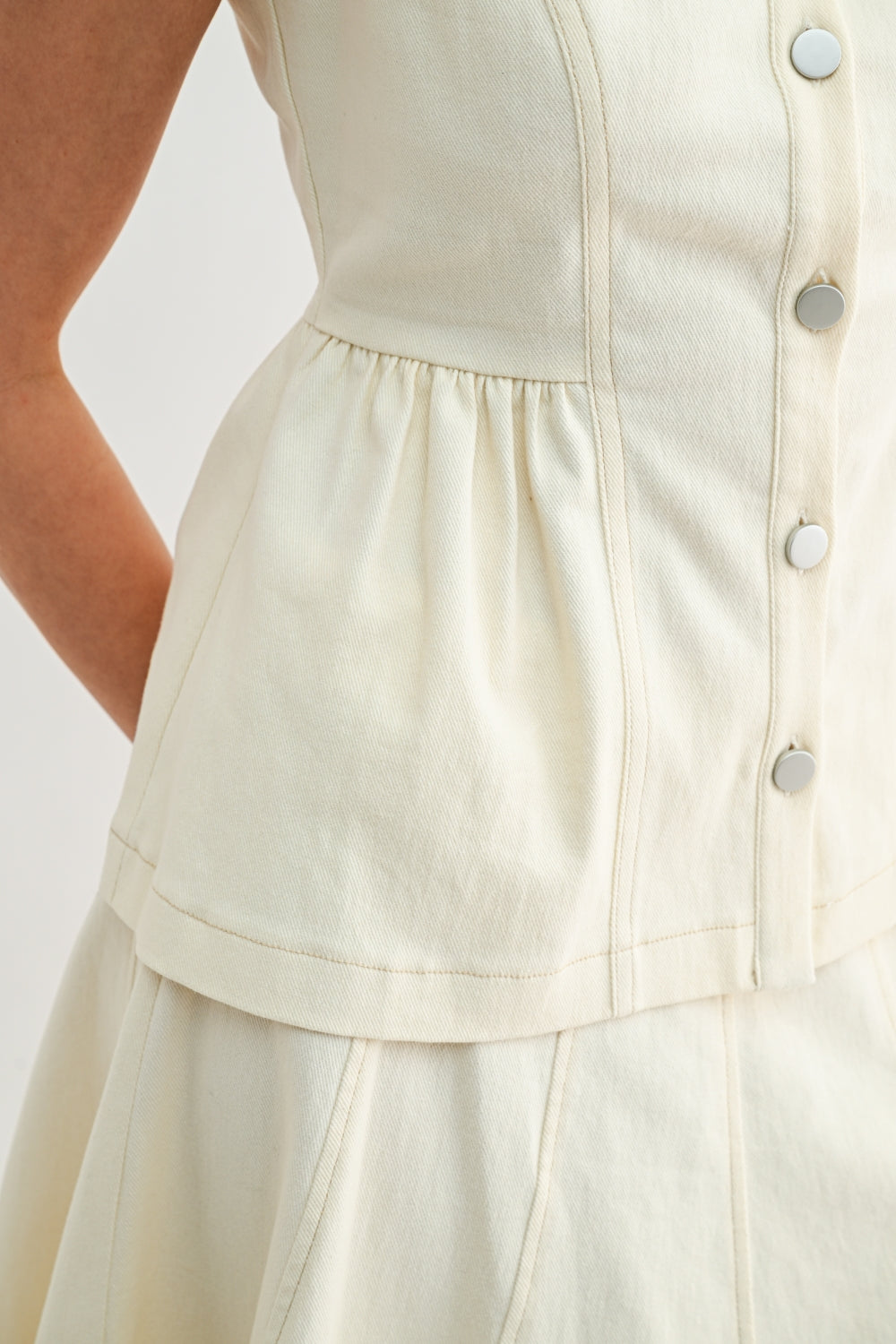RT218_CREAM