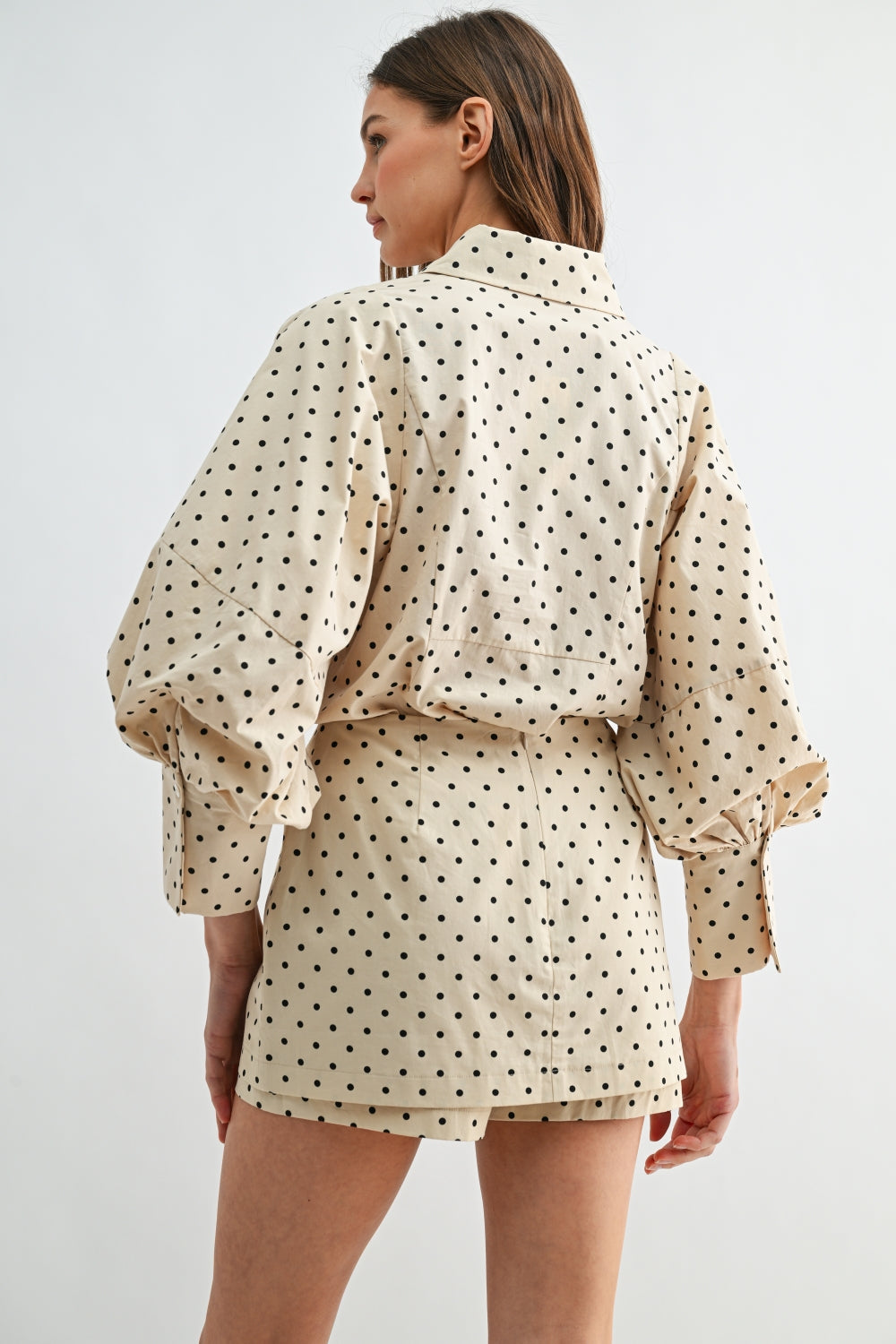 RP154_TAUPE POLKA