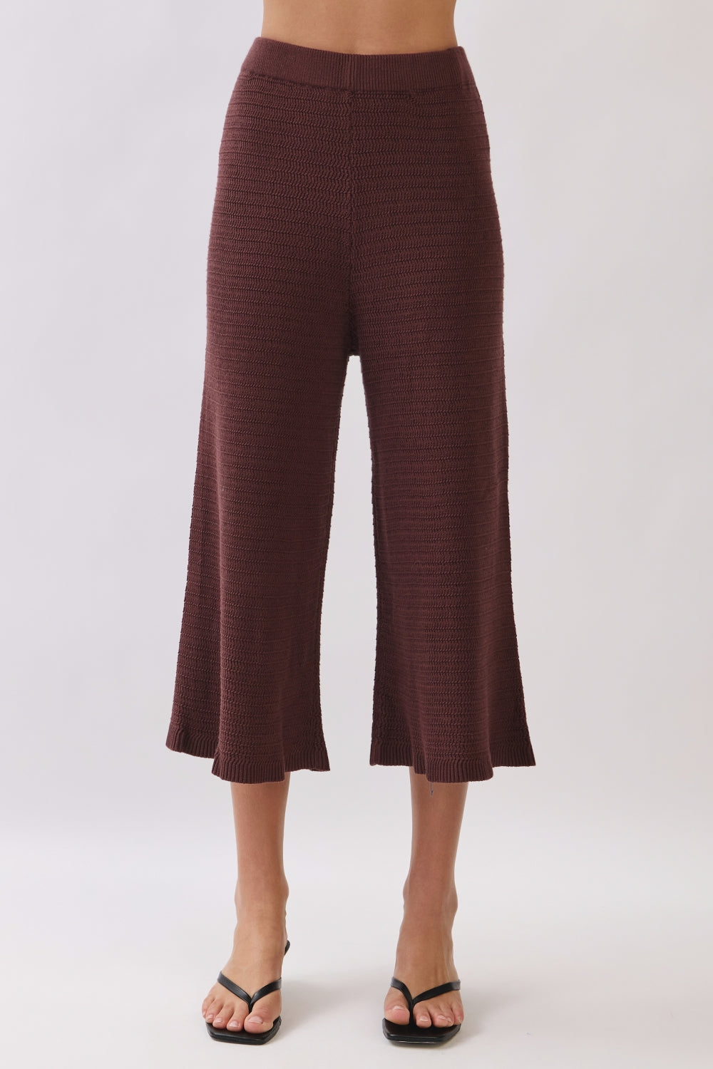 RST223_BROWN