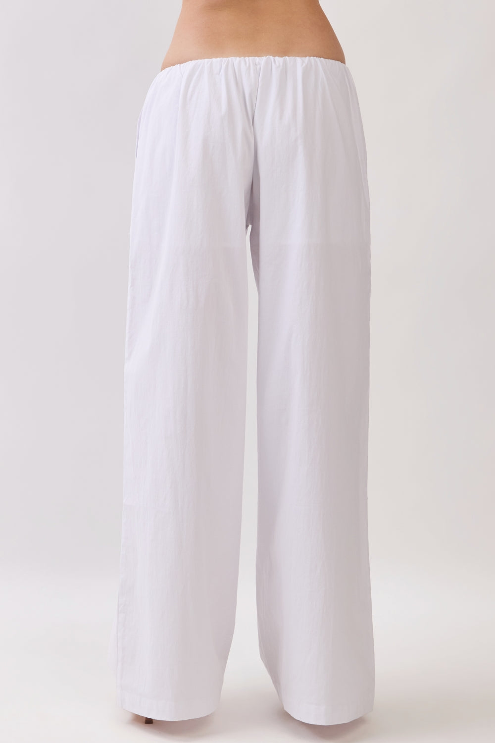 RP179_WHITE
