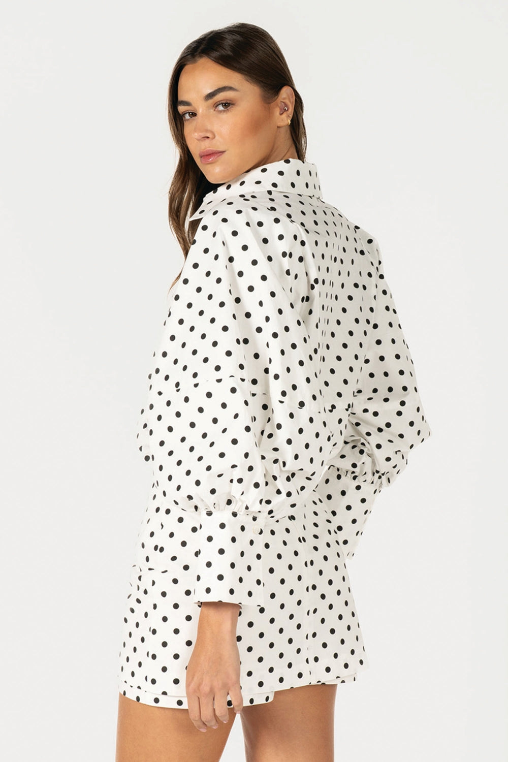 RP154_WHITE POLKA