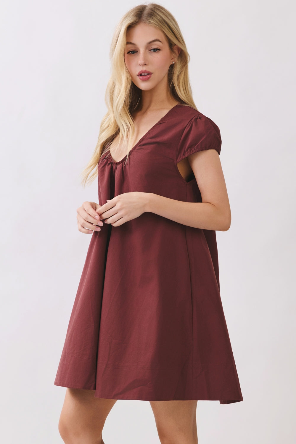 RD366_MAROON