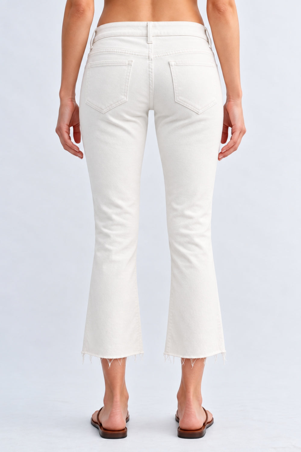 RP186_IVORY