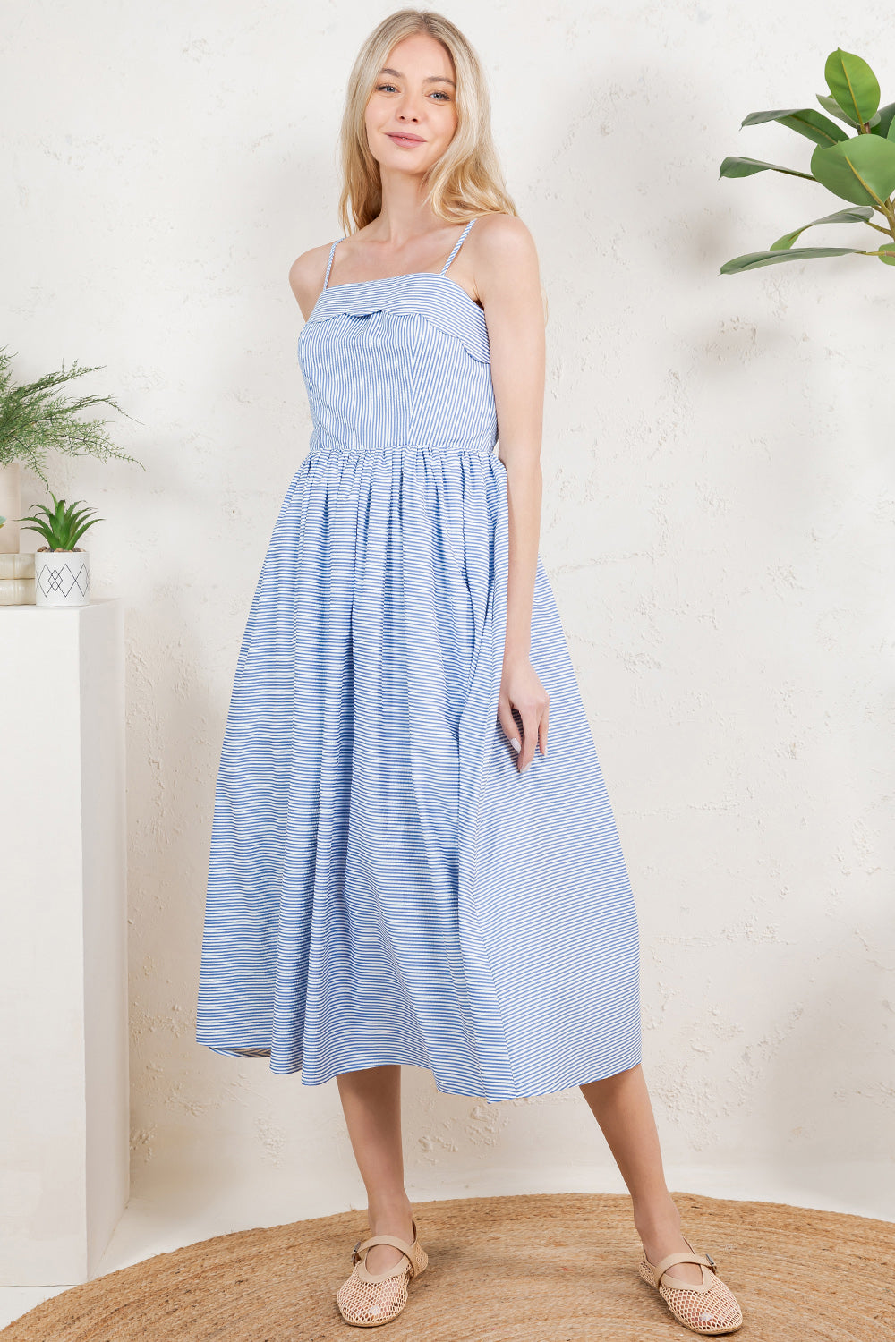 RD192 - Seersucker Scallop Midi Dress