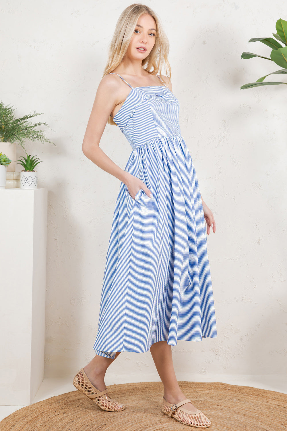 RD192 - Seersucker Scallop Midi Dress