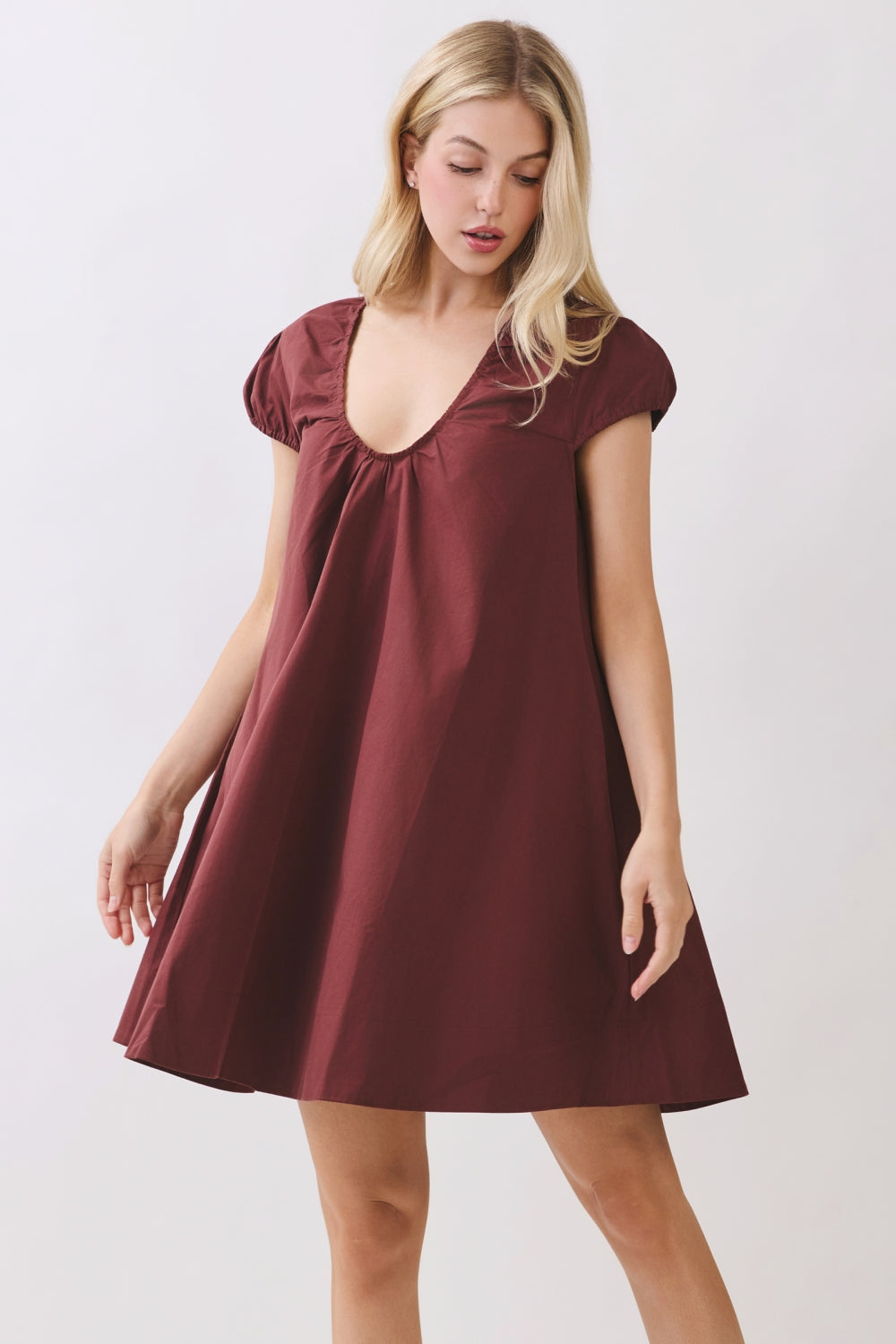 RD366_MAROON