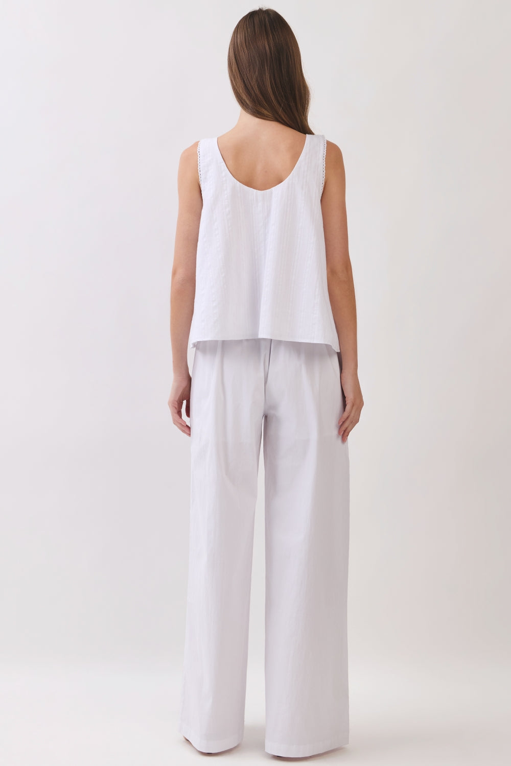 RP179_WHITE