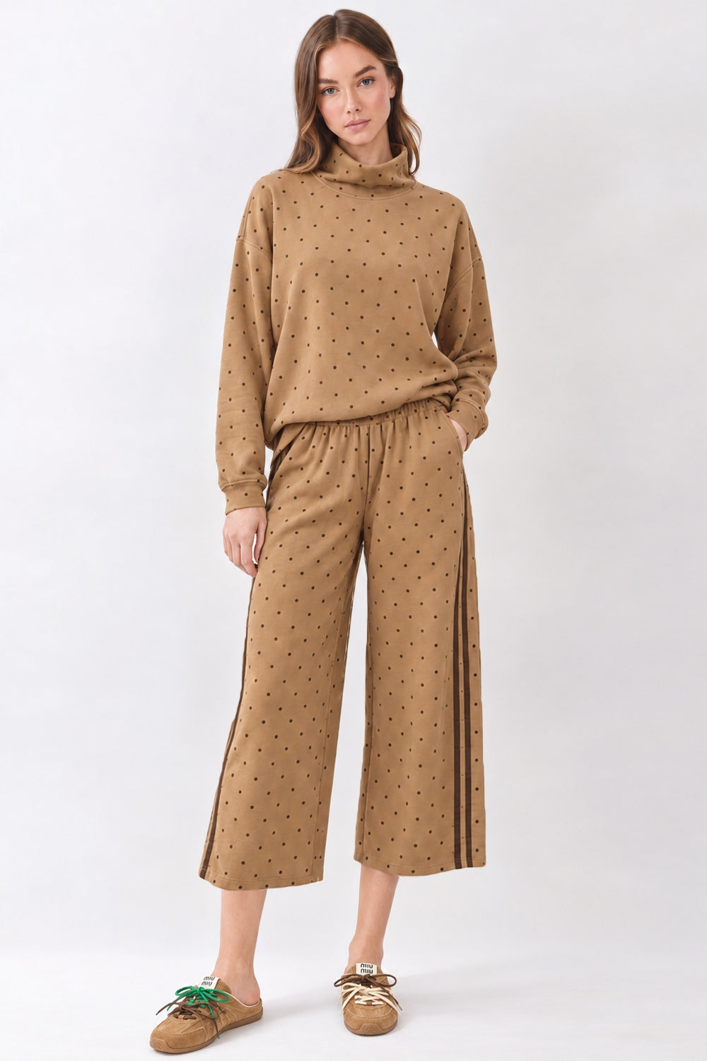 RT289_TAUPE POLKA