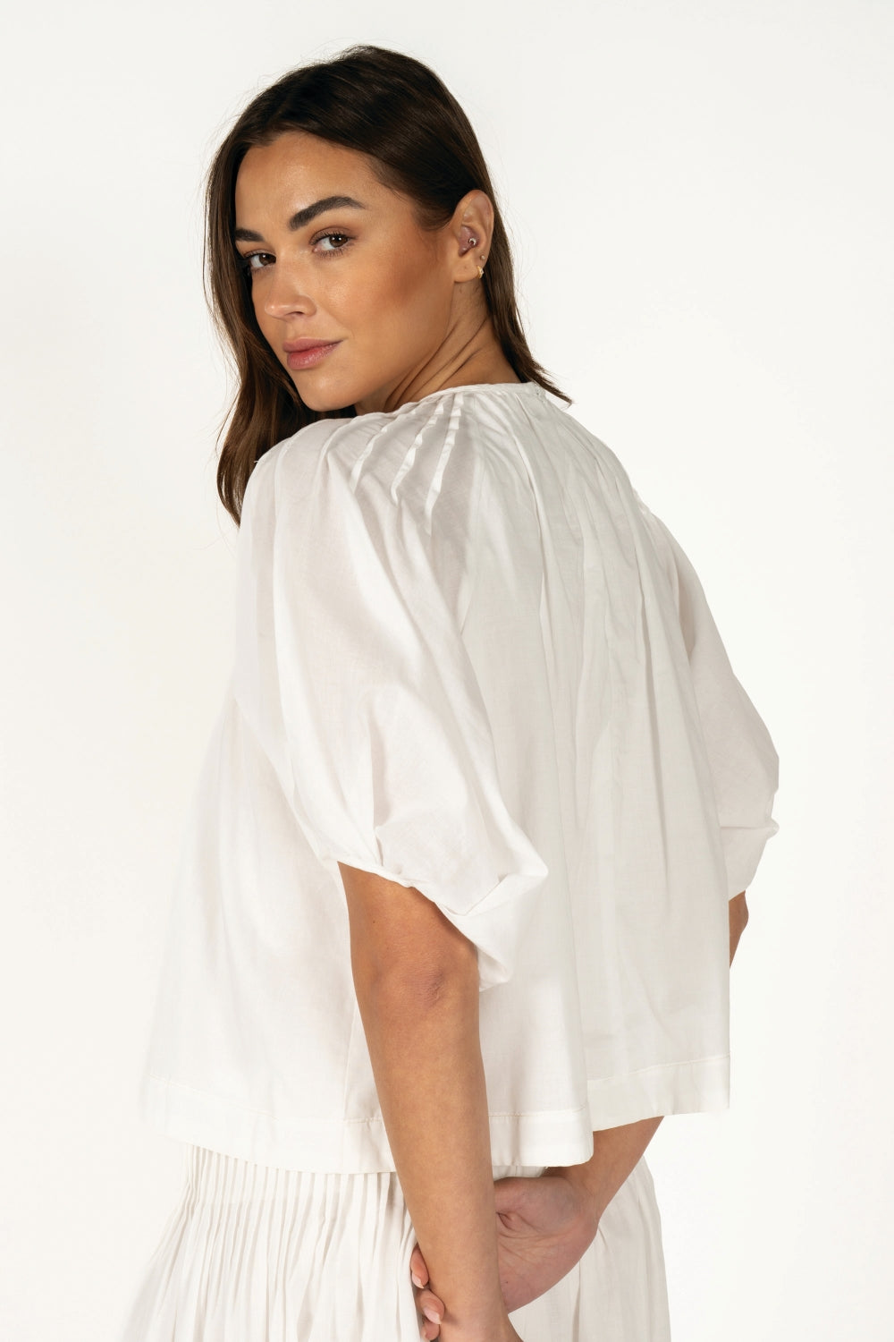 RT186_WHITE