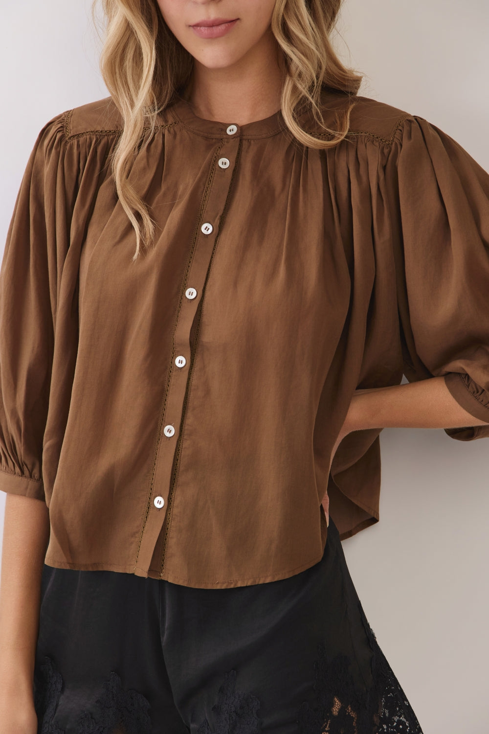 RT242_BROWN